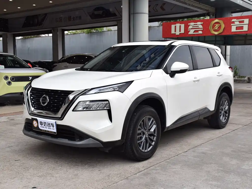 Nissan X-Trail 2021 — фото 1