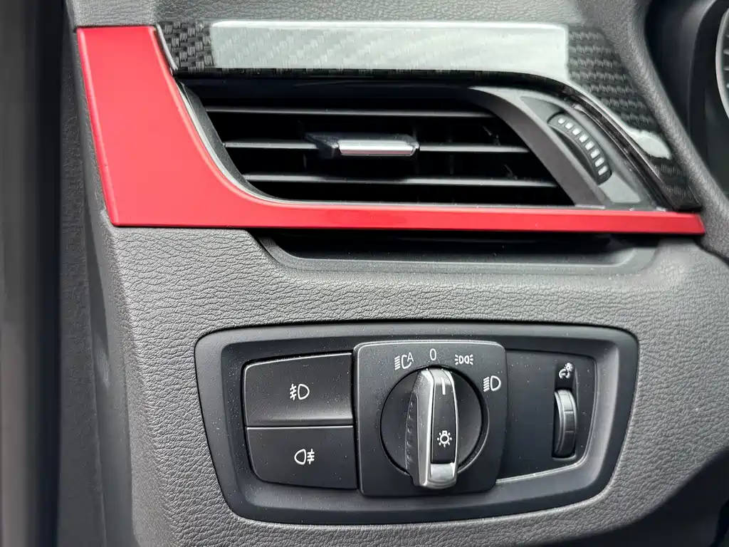 BMW X1 2016 — фото 10