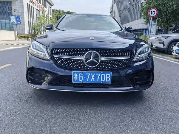 Mercedes-Benz C-Class 2020