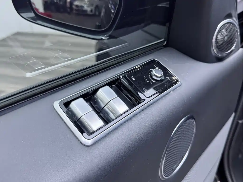 Land Rover Sport 2021 — фото 12