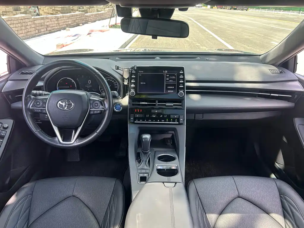 Toyota Avalon 2020 — фото 10