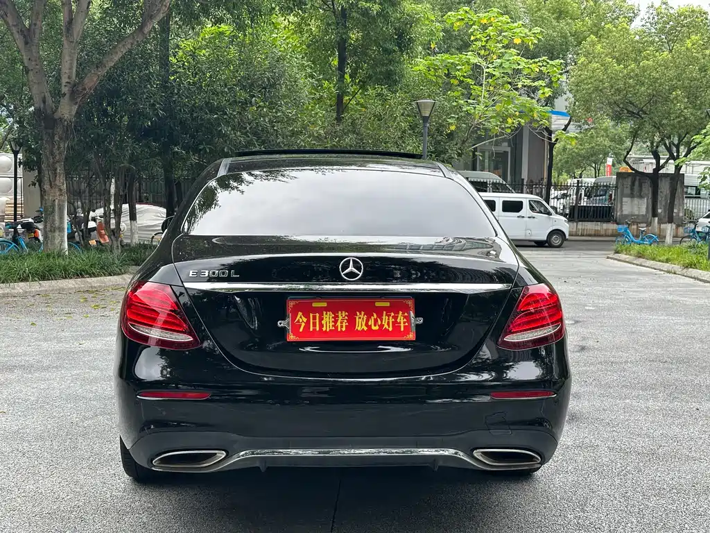 Mercedes-Benz E-Class 2018 — фото 6