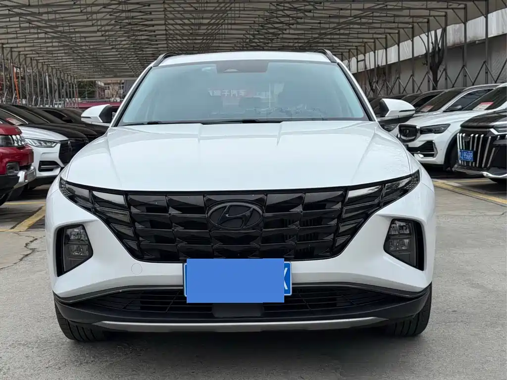 Hyundai Tucson 2022 — фото 2