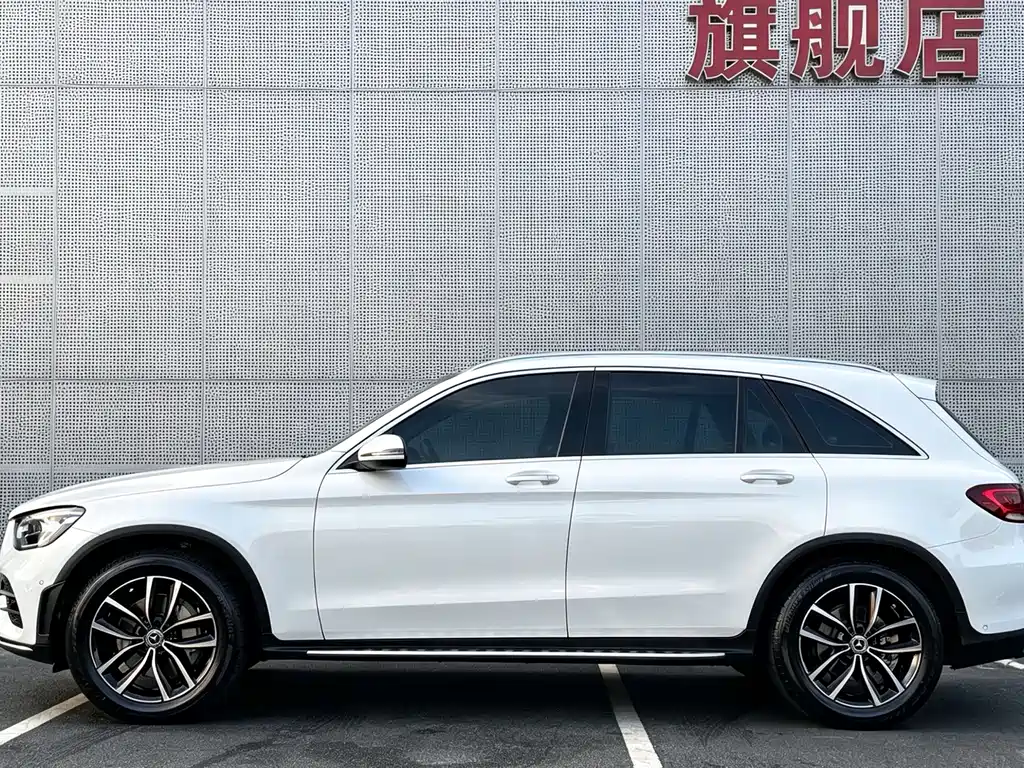 Mercedes-Benz GLC 2021