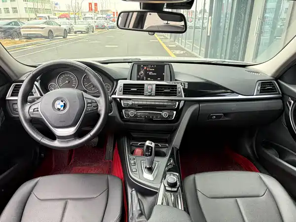 BMW 3 Series 2017
