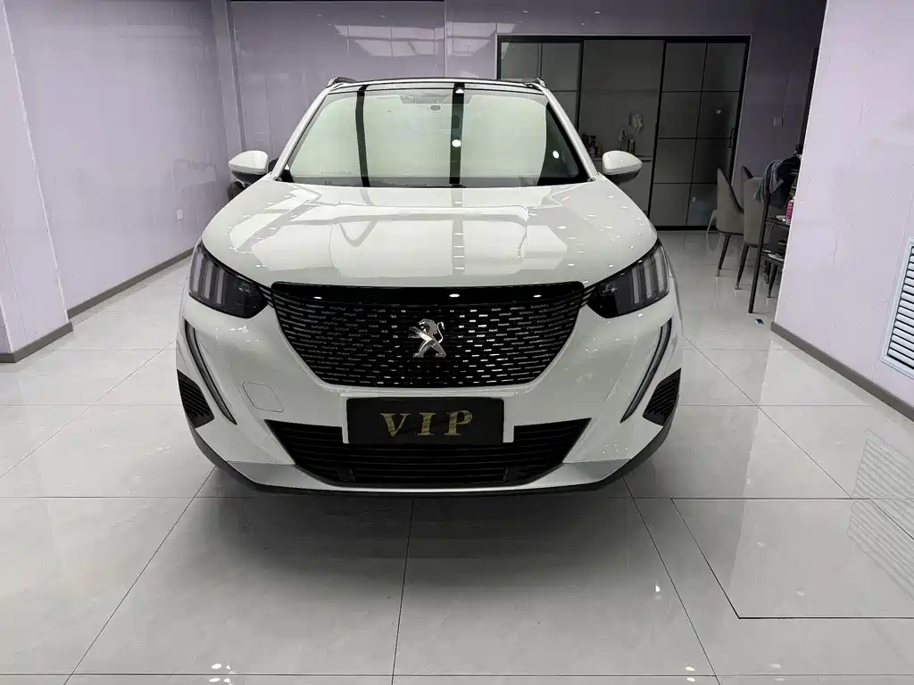 Peugeot 2008 2022 — фото 2