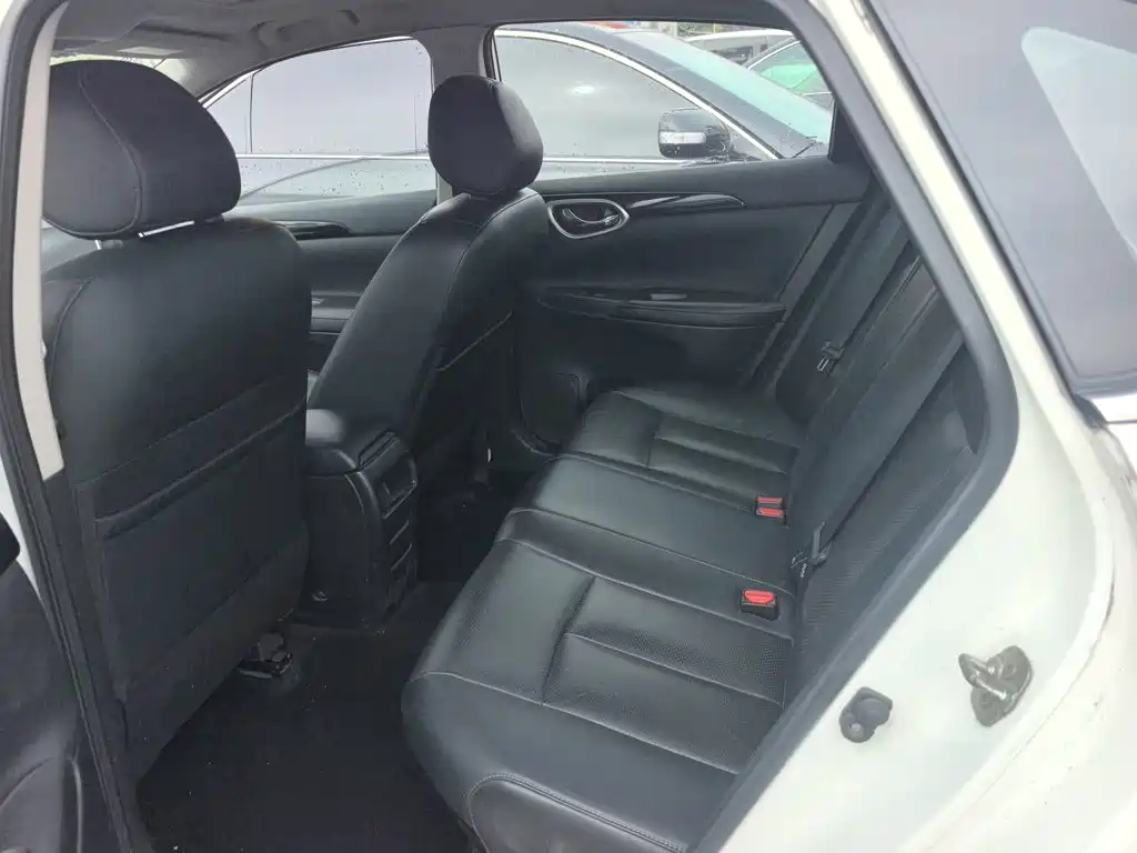 Nissan Sylphy 2018 — фото 13