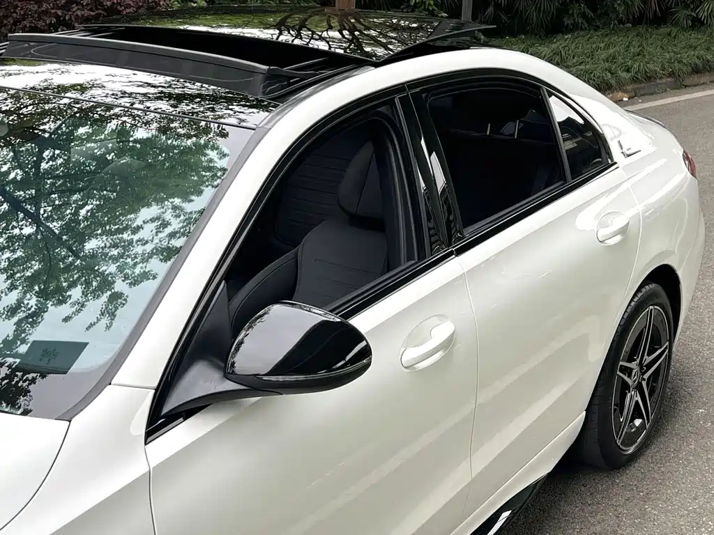 Mercedes-Benz C-Class 2023 — фото 15