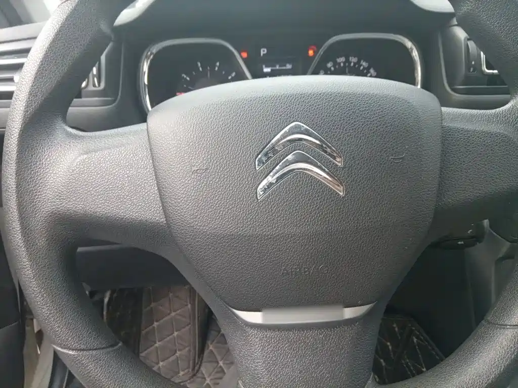 Citroën C4 Sega 2018 — фото 3