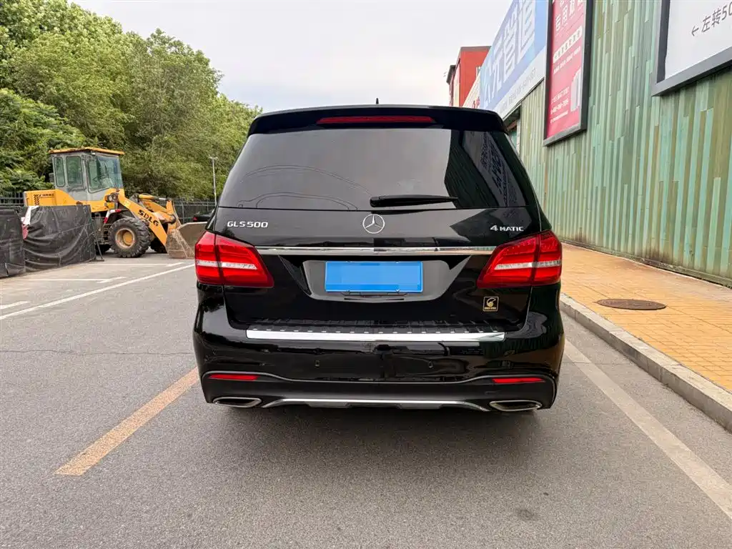 Mercedes-Benz GLS 2016 — фото 16