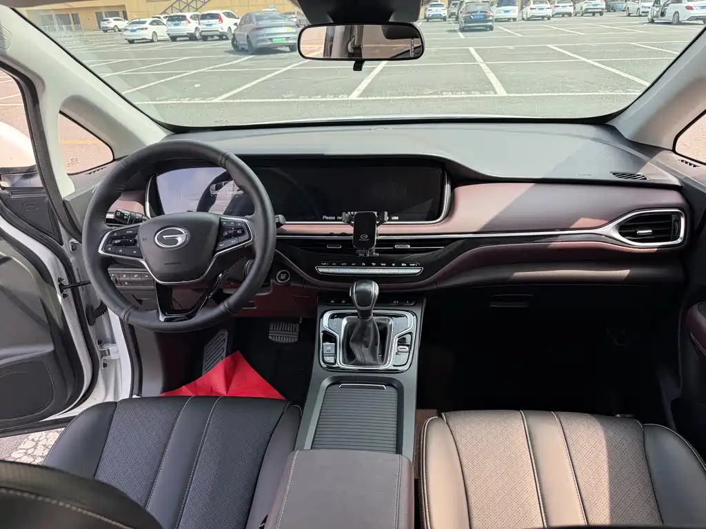 GAC Trumpchi M6 2022 — фото 16