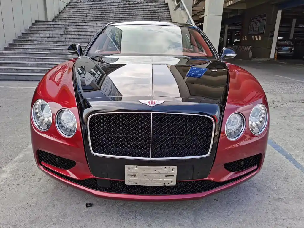 Bentley Flying Spur 2018 — фото 1