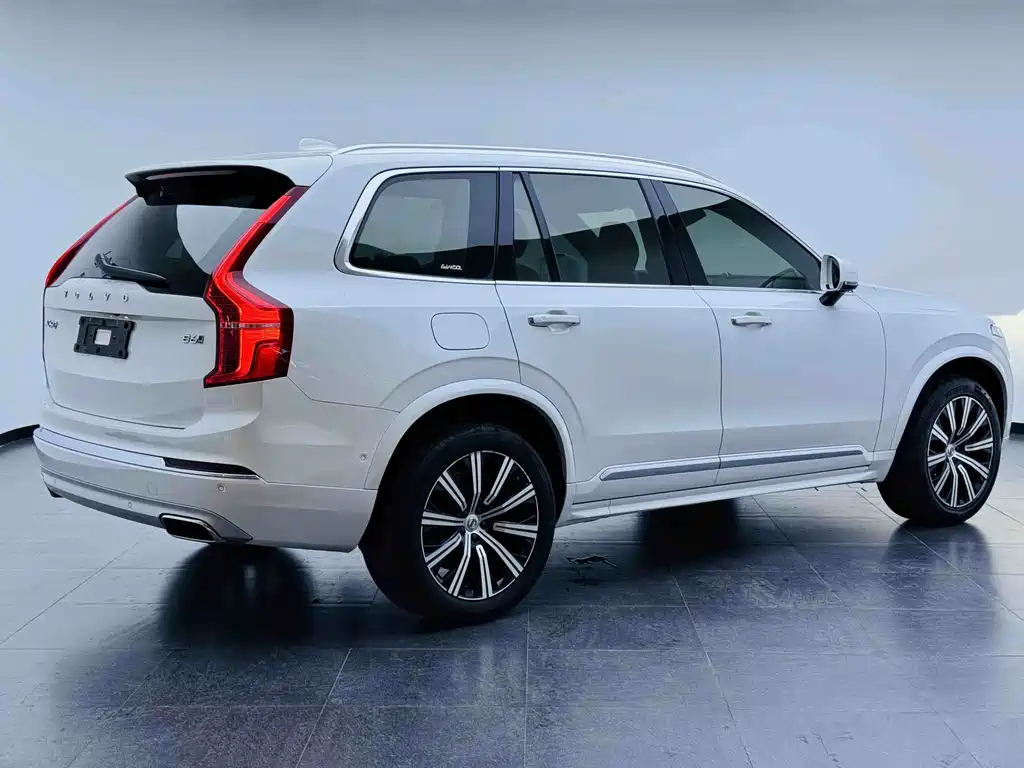 Volvo XC90 2021 — фото 6