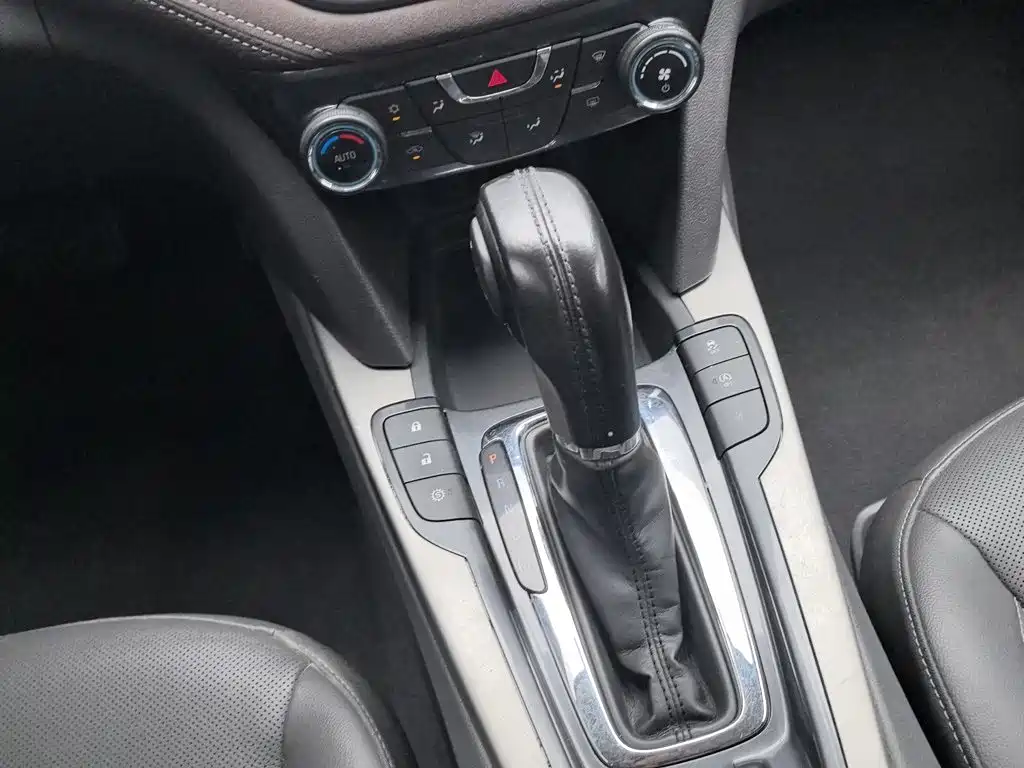 Chevrolet Malibu 2019 — фото 13