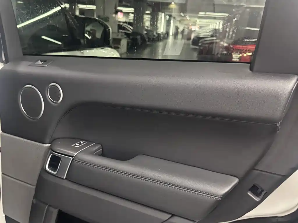 Land Rover Sport 2017 — фото 15