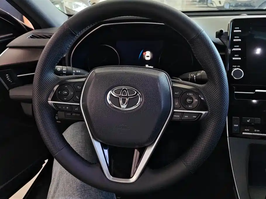 Toyota Avalon 2019 — фото 15