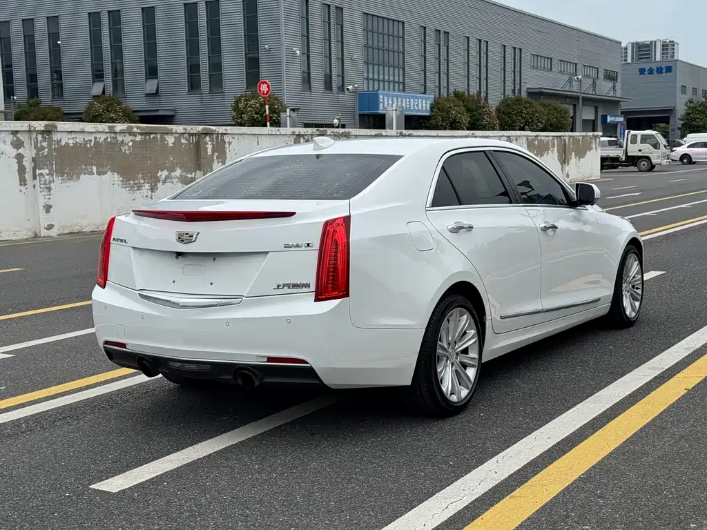Cadillac ATS-L 2018 — фото 15