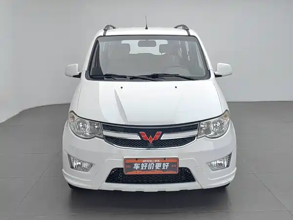 Wuling Hongguang 2018