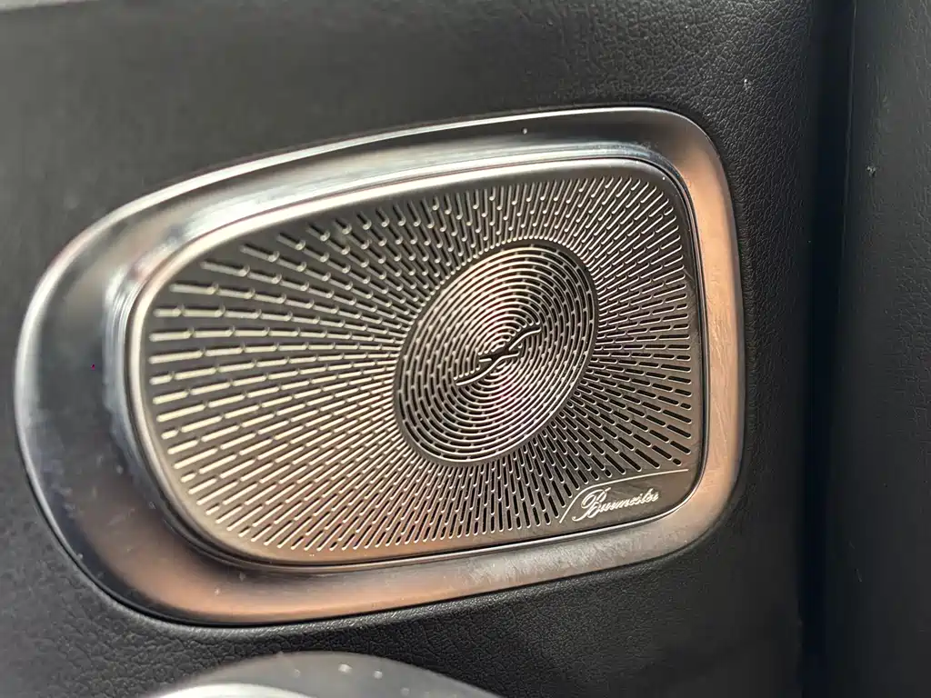 Mercedes-Benz C-Class 2024 — фото 15