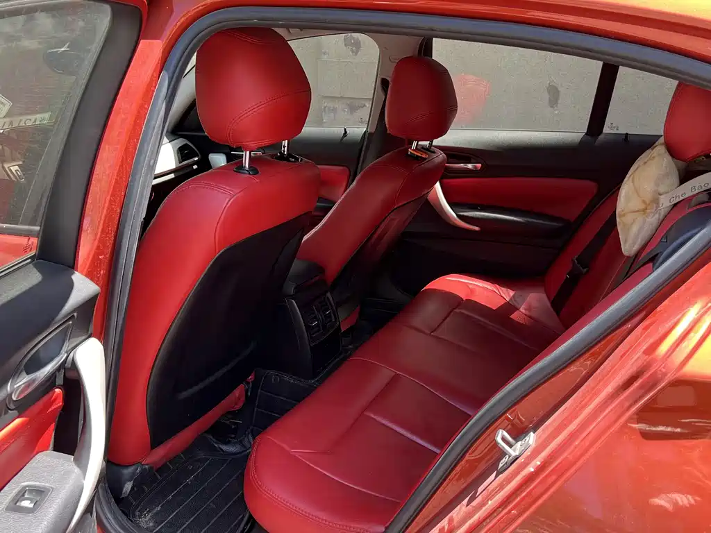 BMW 1 Series 2014 — фото 10