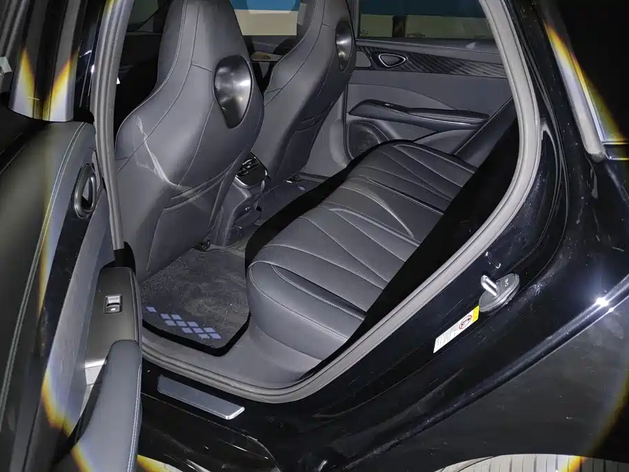 BYD Seal 2025 — фото 11
