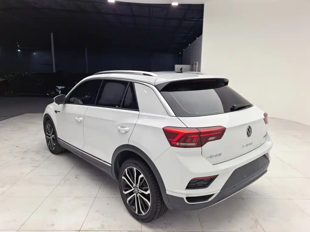 Volkswagen T-Roc 2022 — фото 6