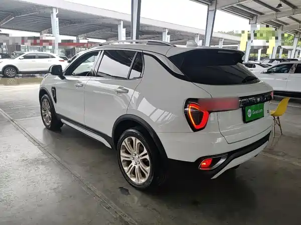 Lynk & Co 01 2018