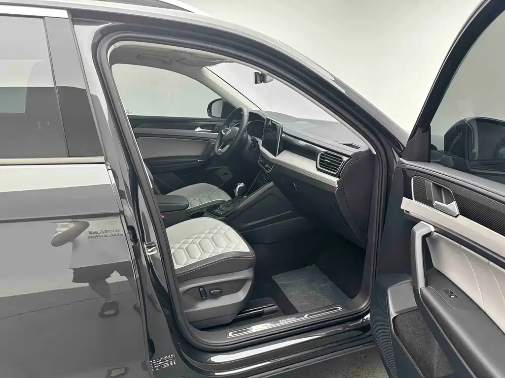 Volkswagen Tayron 2023