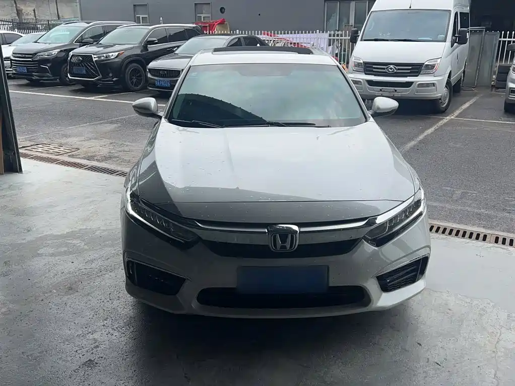 Honda Inspire 2020