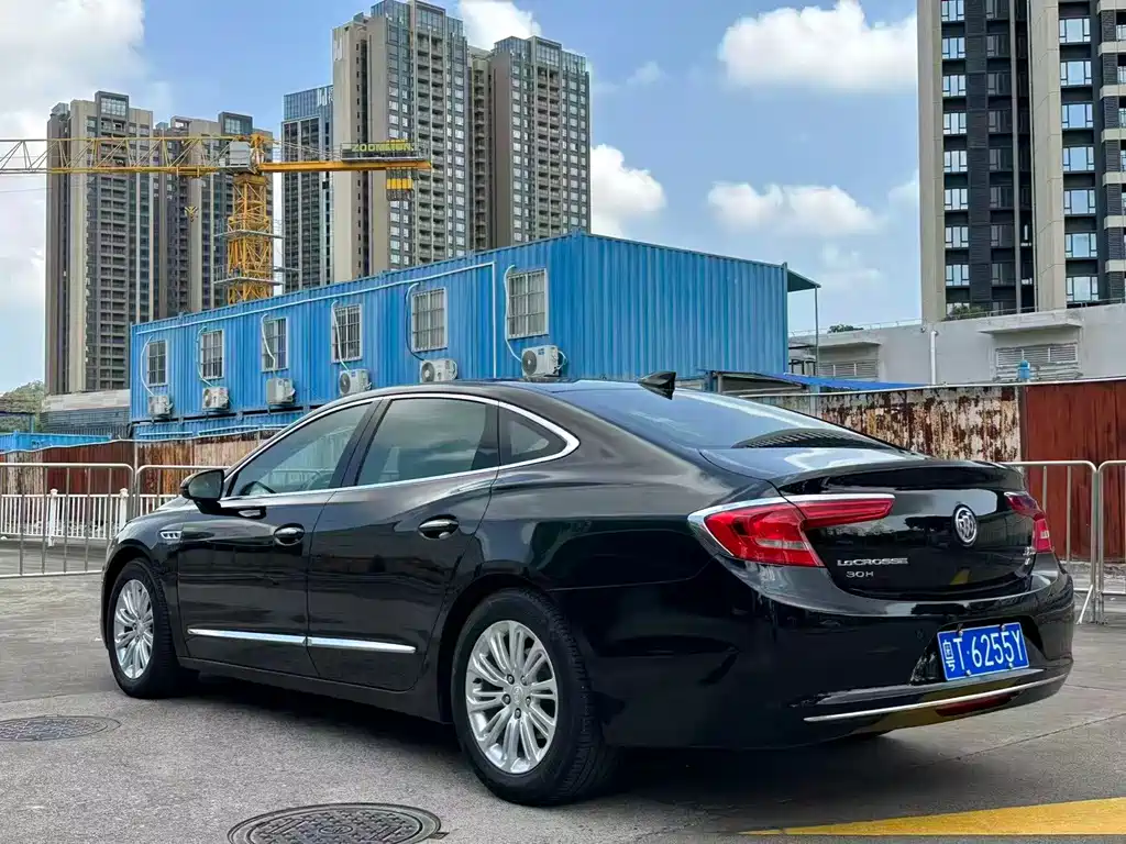 Buick LaCrosse 2018 — фото 7