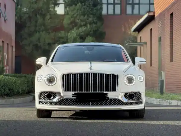 Bentley Flying Spur Plug-In Hybrid 2022