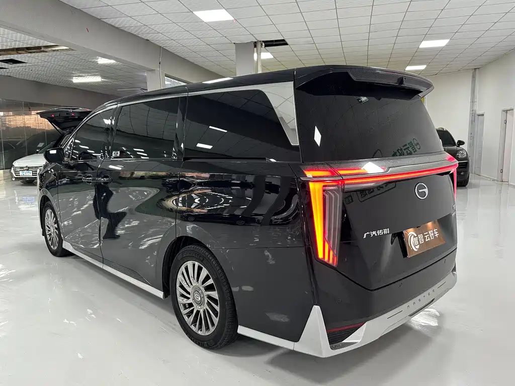 GAC Motor Trumpchi M8 2023 — фото 7