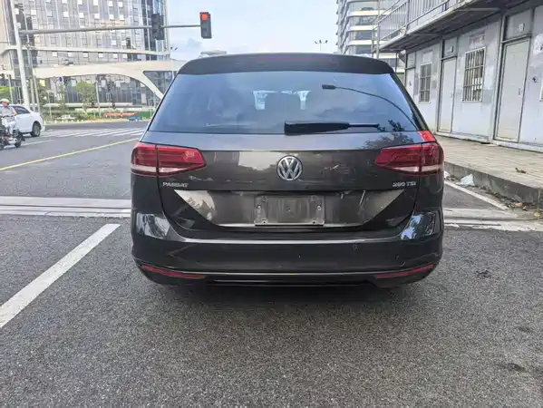 Volkswagen Viloran 2016