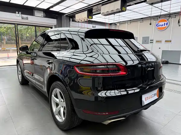 Porsche Macan 2016