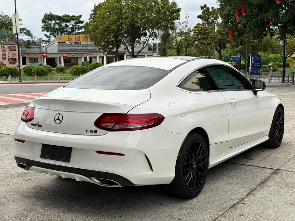 Mercedes-Benz C-Class 2016 — фото 17