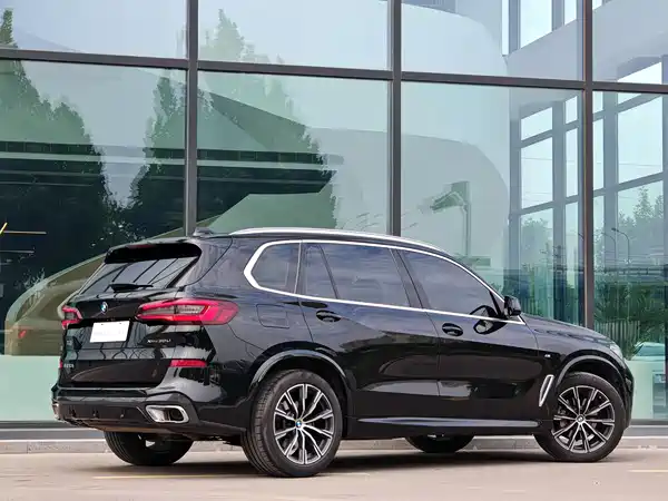 BMW X5 2023