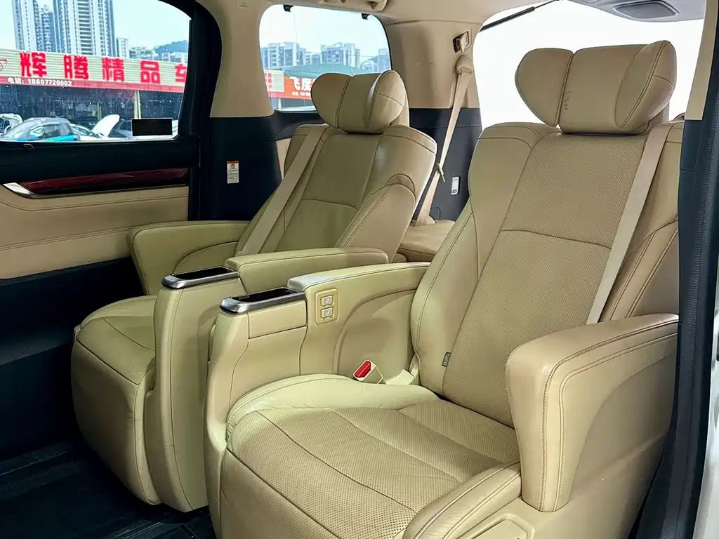 Toyota Alphard 2016 — фото 9