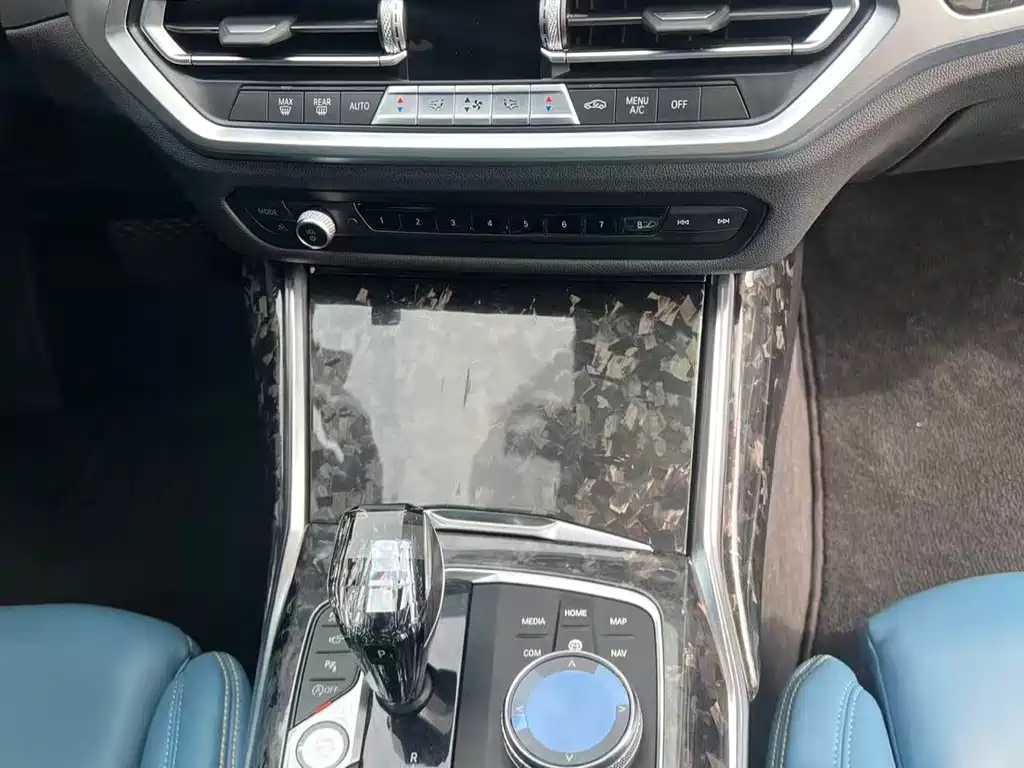 BMW 3 Series 2021 — фото 13