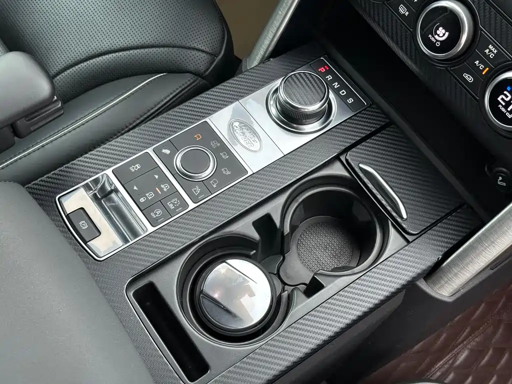 Land Rover Discovery 2017 — фото 18