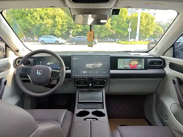 Leapmotor C11 2025