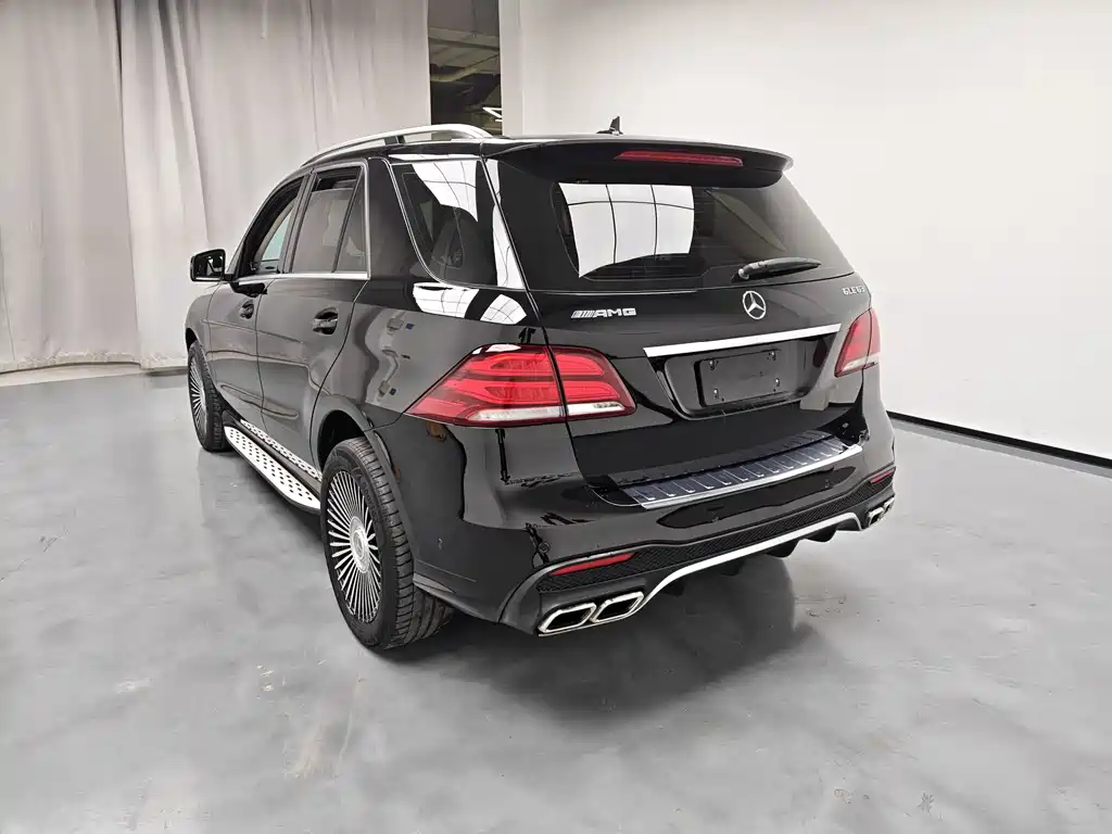 Mercedes-Benz GLE 2018 — фото 13