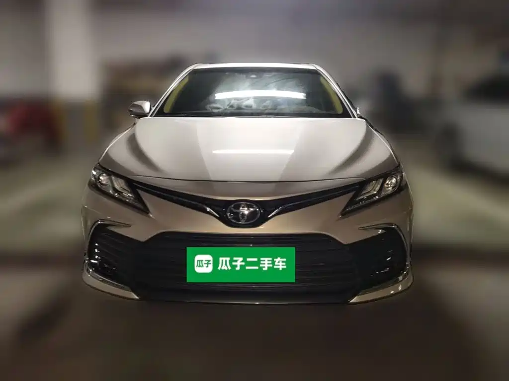 Toyota Camry 2021 — фото 2