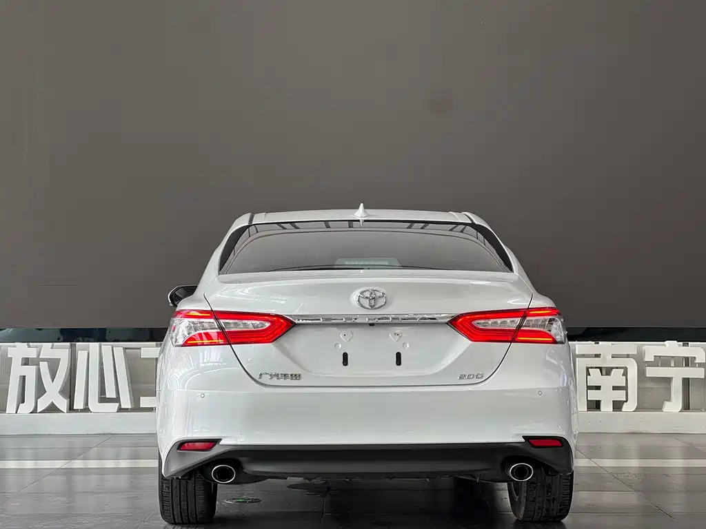Toyota Camry 2022 — фото 18