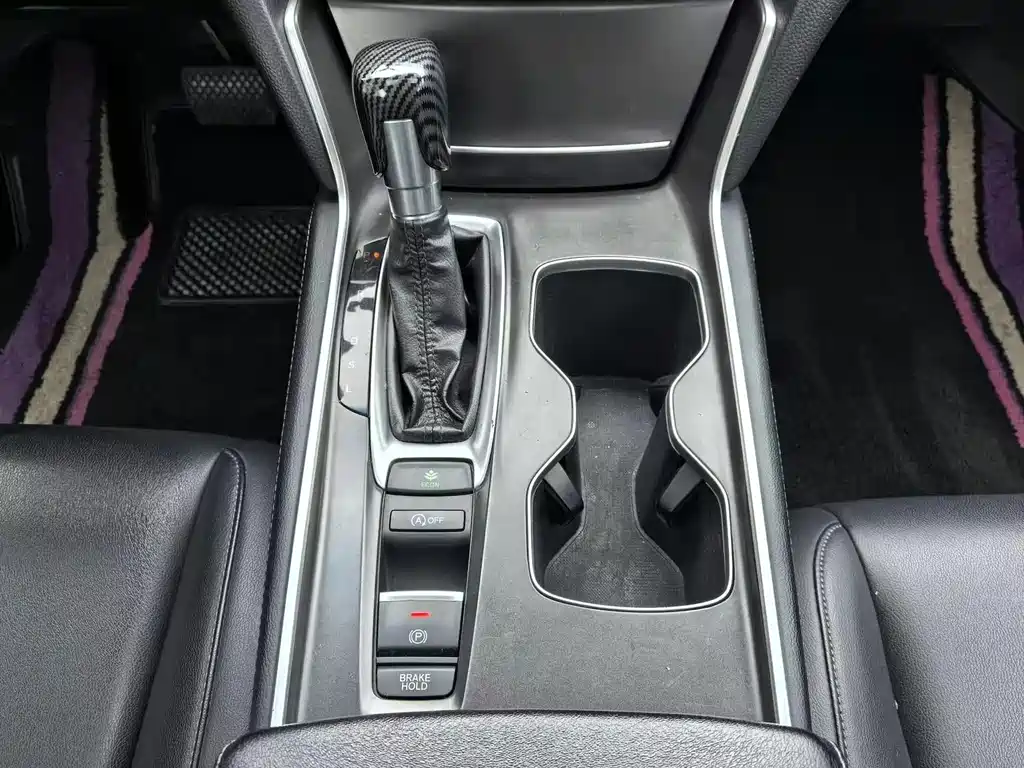 Honda Accord 2019 — фото 21