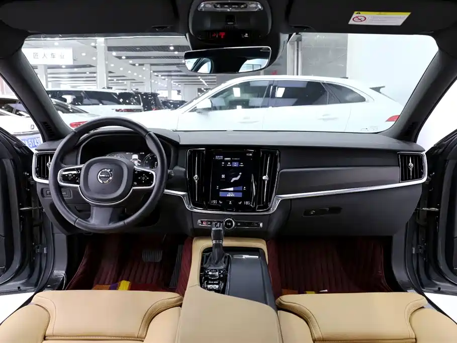 Volvo V90 2017 — фото 9