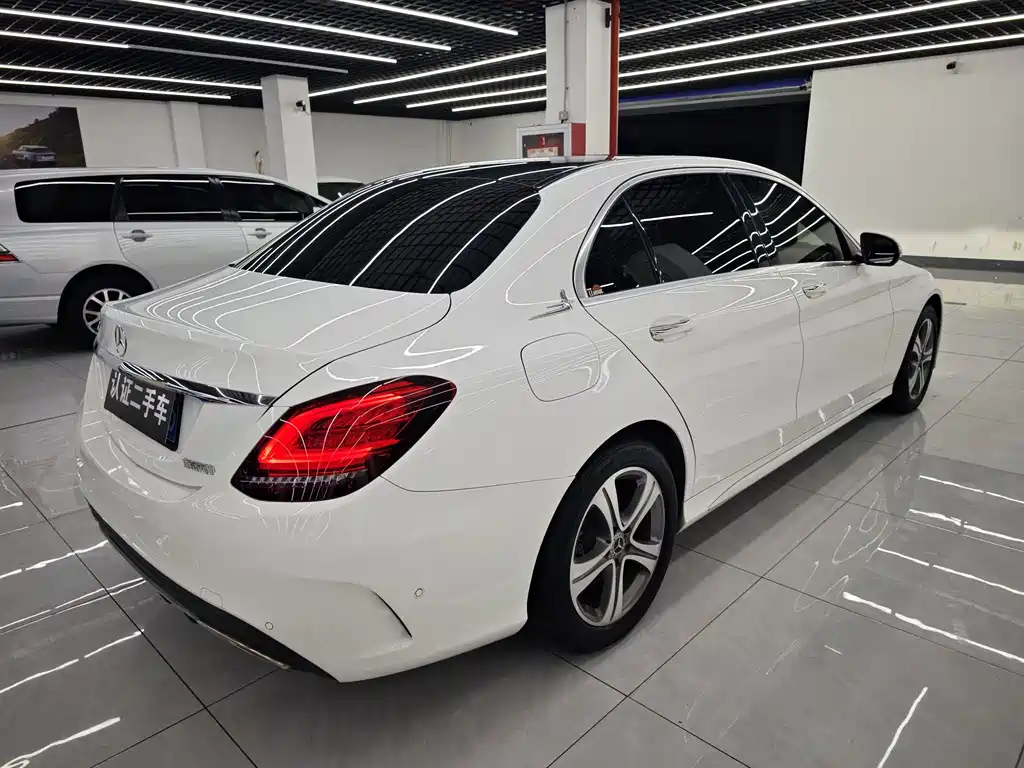 Mercedes-Benz C-Class 2020