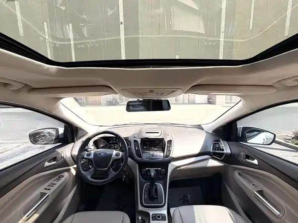 Ford Kuga 2014
