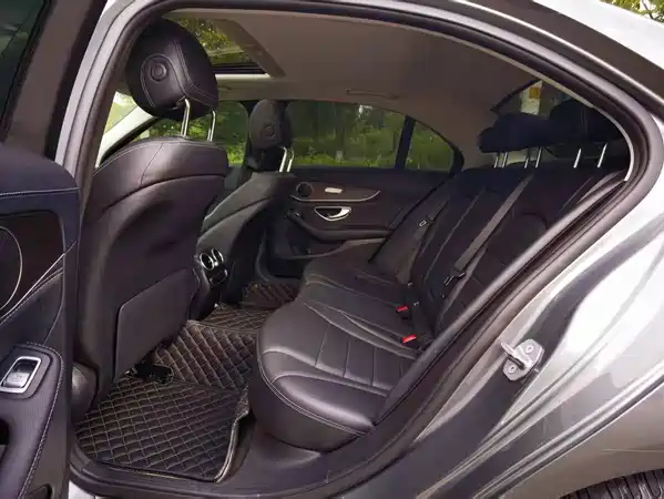 Mercedes-Benz C-Class 2019