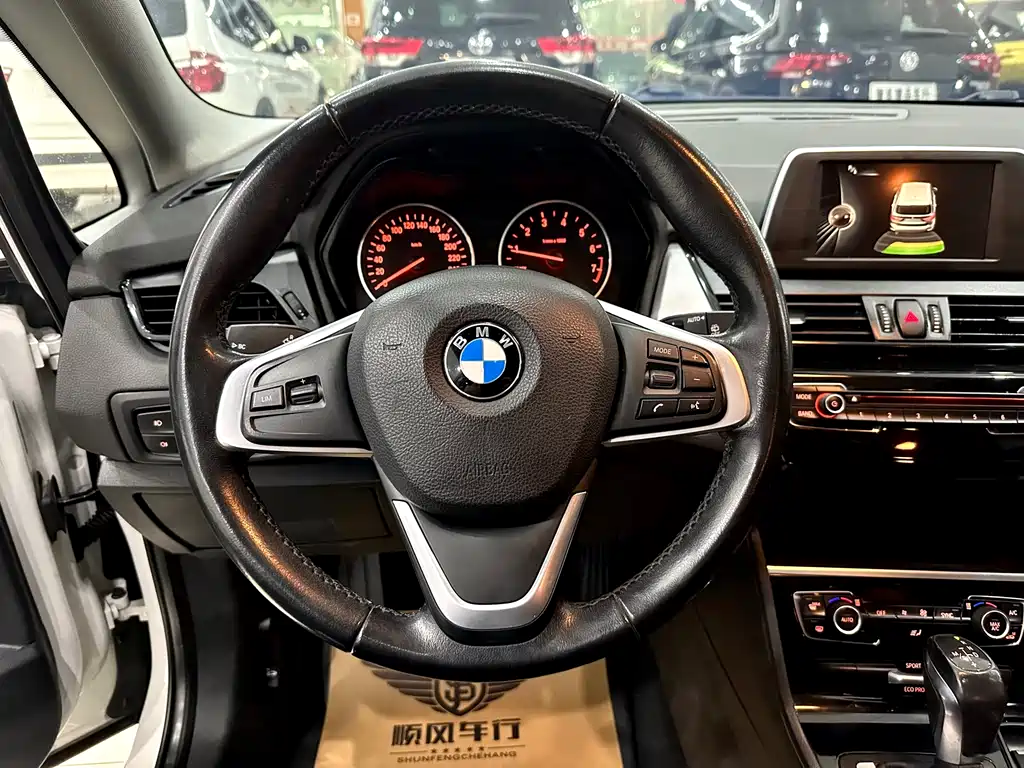 BMW 2 Series Gran Tourer 2015 — фото 18