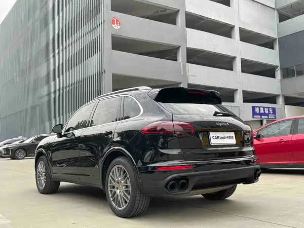 Porsche Cayenne 2013